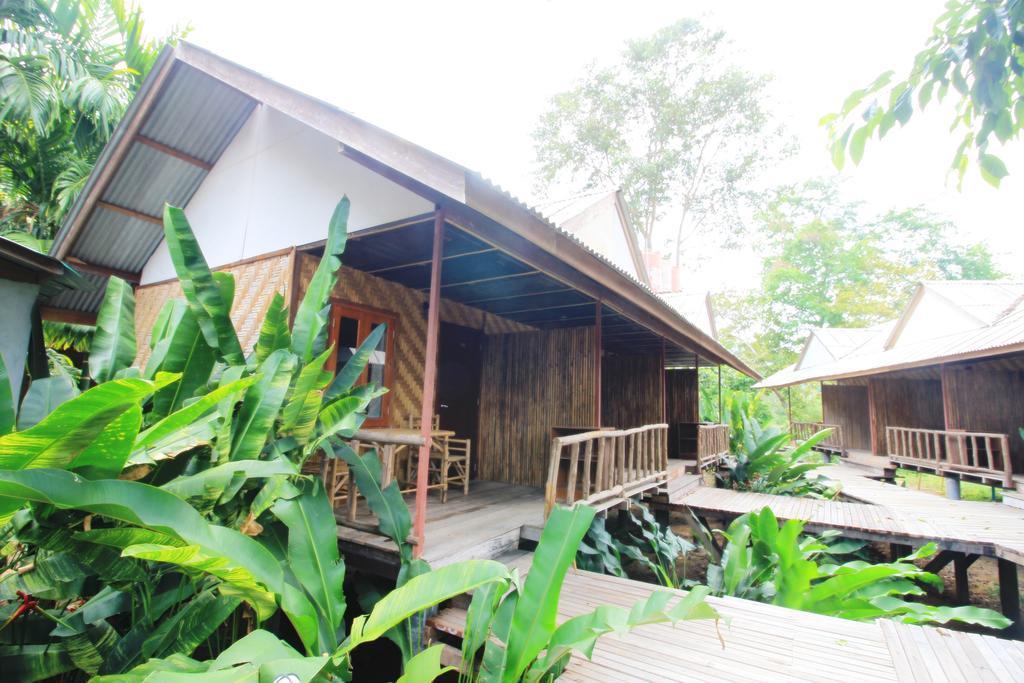 Khao Sok Cabana Resort Khao Sok National Park Exterior photo